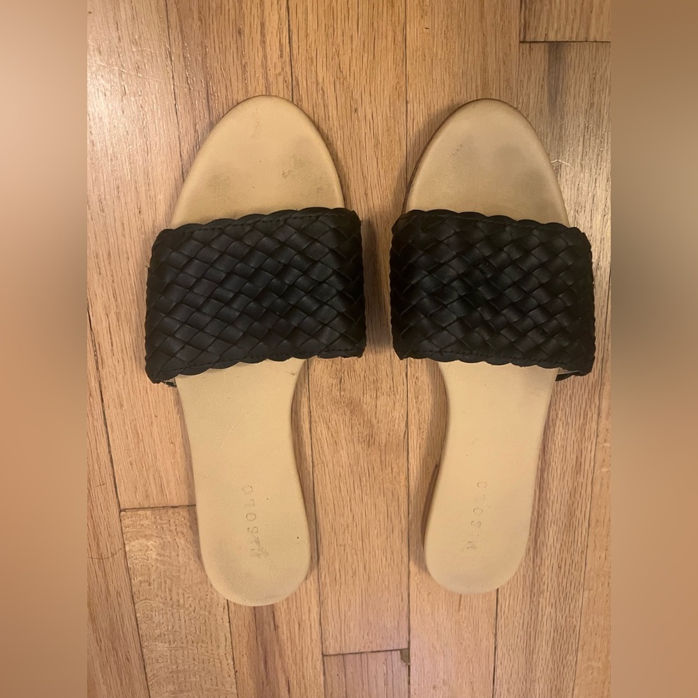 Nisolo Isla Slide Sandals.